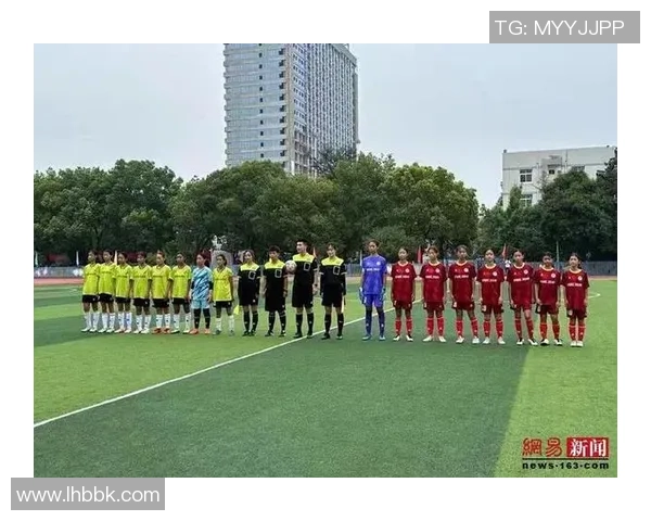 属马人的足球明星们如何在绿茵场上展现独特魅力与风采