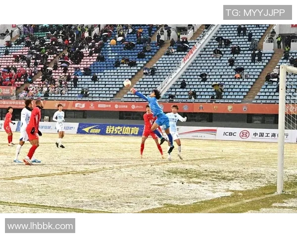 地平线4中的足球明星们如何在赛场上展现他们的风采与魅力